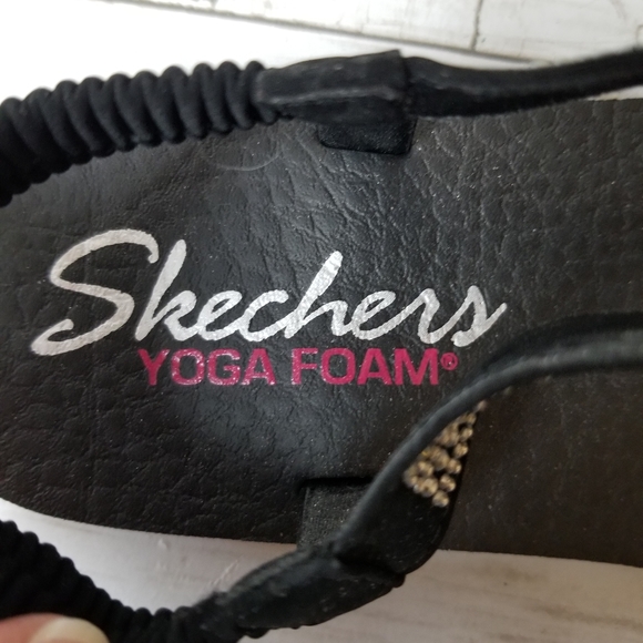 Skechers Yoga Foam Meditation Rhinestone Bling Thong Sandals NWOT - Picture 6 of 8